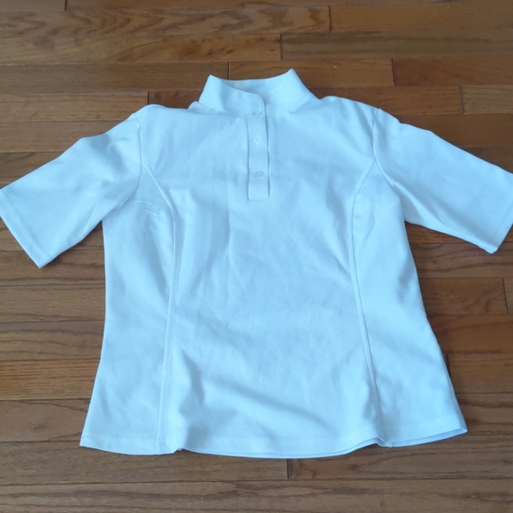 White show t shirt - Picture 1 of 3